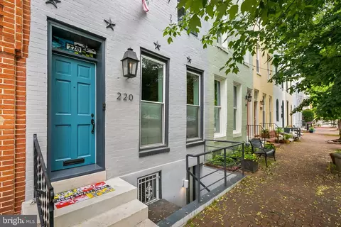 220 Montgomery St E, Baltimore, MD 21230