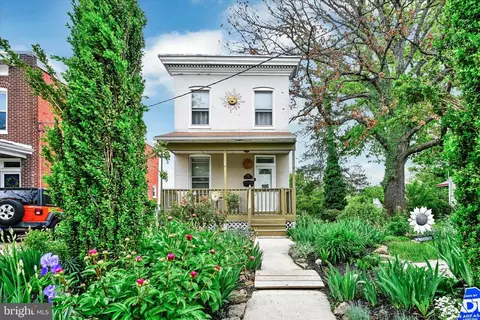 1113 Pine Heights Ave, Baltimore, MD 21229