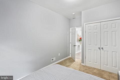 3220 E Fairmount Ave, Baltimore, MD 21224 photo 7