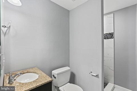3220 E Fairmount Ave, Baltimore, MD 21224 photo 8