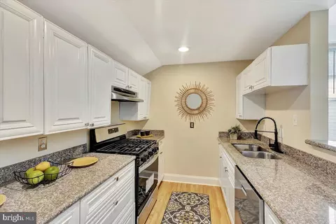 3702 Hamilton Ave, Baltimore, MD 21206 photo 5