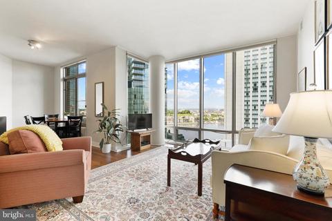 675 President St #1502, Baltimore, MD 21202