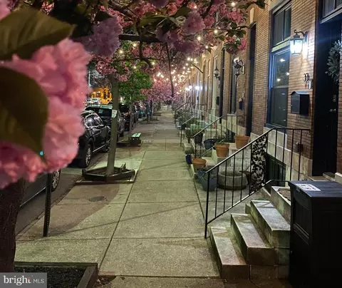 27 S Linwood Ave, Baltimore, MD 21224