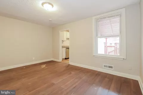 3237 Kentucky Ave, Baltimore, MD 21213 photo 4