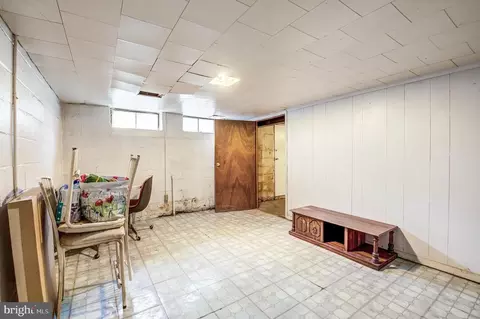 1118 Gleneagle Rd, Baltimore, MD 21239 photo 6