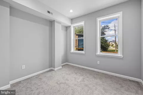 1704 E Chase St, Baltimore, MD 21213 photo 24