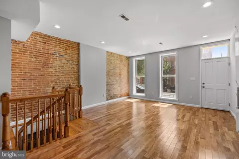 1704 E Chase St, Baltimore, MD 21213 photo 7
