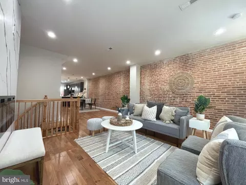 1706 E Chase St, Baltimore, MD 21213 photo 2