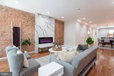 1706 E Chase St, Baltimore, MD 21213 photo 3