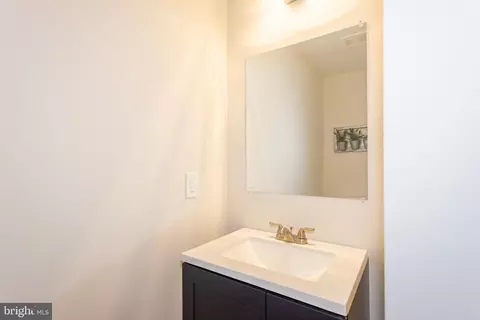 1706 E Chase St, Baltimore, MD 21213 photo 13