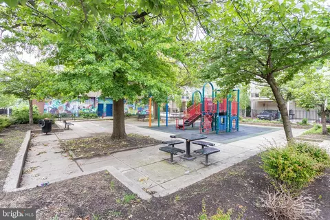 1706 E Chase St, Baltimore, MD 21213 photo 39