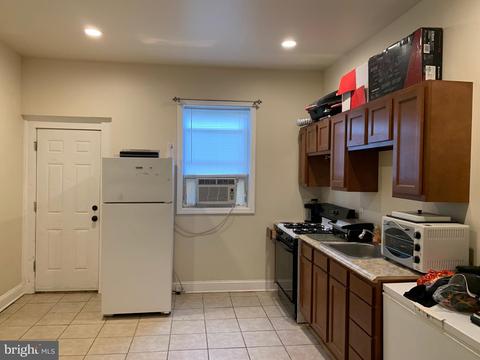 1315 E Biddle St, Baltimore, MD 21213 photo 1