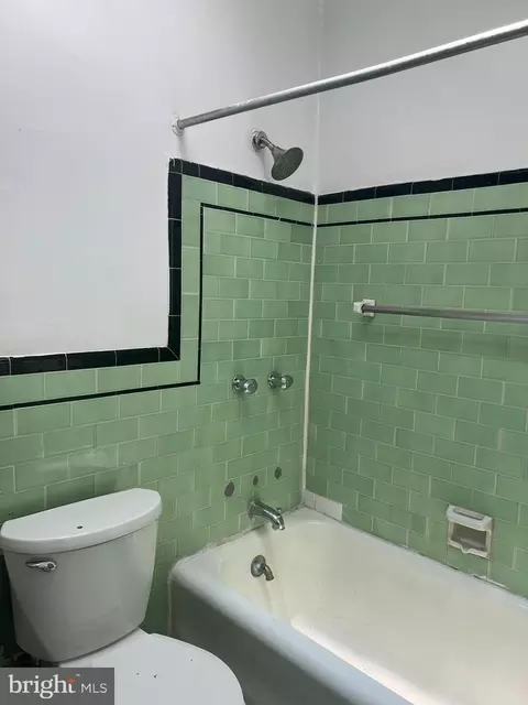 719 E 30th St, Baltimore, MD 21218 photo 8