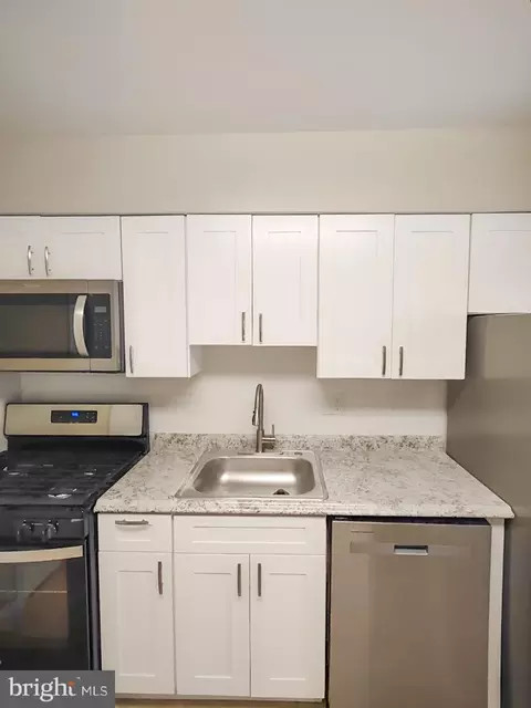 2 Cross Keys Rd #2D, Baltimore, MD 21210 photo 5