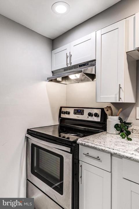 212 Penn St, Baltimore, MD 21230 photo 10