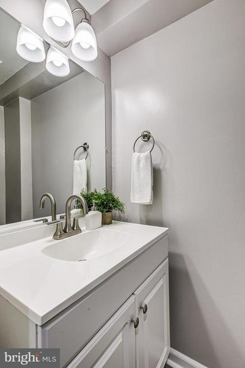 212 Penn St, Baltimore, MD 21230 photo 12