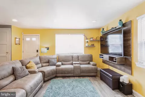 434 Random Rd, Baltimore, MD 21229 photo 7