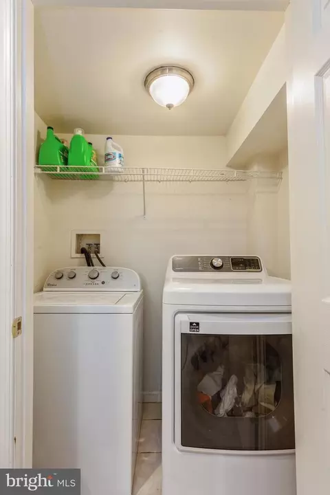 434 Random Rd, Baltimore, MD 21229 photo 31
