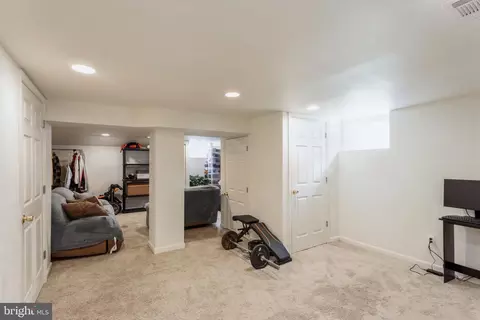 434 Random Rd, Baltimore, MD 21229 photo 27