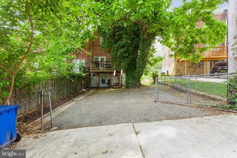 434 Random Rd, Baltimore, MD 21229 photo 33