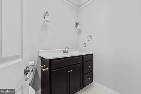 216 S High St, Baltimore, MD 21202 photo 23