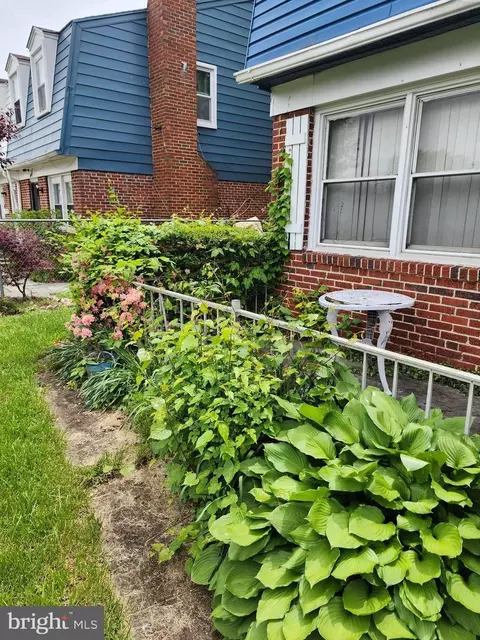 2610 Marbourne Ave, Baltimore, MD 21230