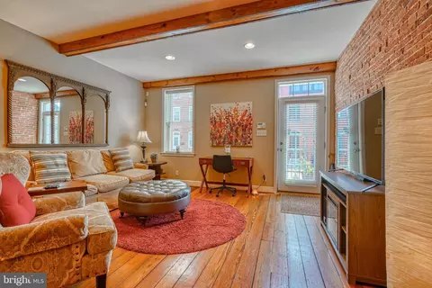 308 S Exeter St, Baltimore, MD 21202 photo 4