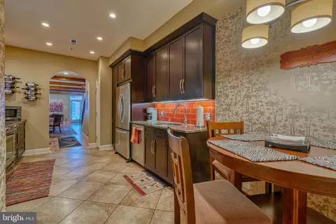 308 S Exeter St, Baltimore, MD 21202 photo 13