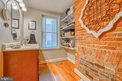 308 S Exeter St, Baltimore, MD 21202 photo 22