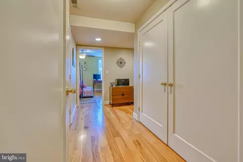 308 S Exeter St, Baltimore, MD 21202 photo 18