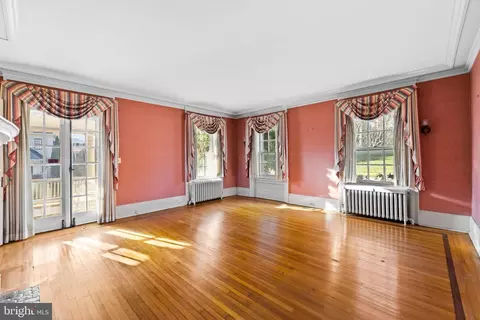211 Wendover Rd, Baltimore, MD 21218 photo 24