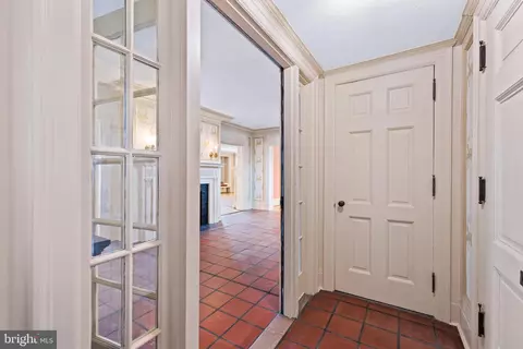 211 Wendover Rd, Baltimore, MD 21218 photo 7