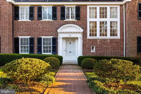 211 Wendover Rd, Baltimore, MD 21218 photo 6