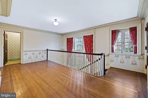 211 Wendover Rd, Baltimore, MD 21218 photo 33