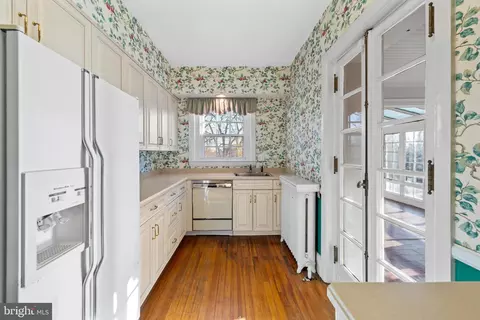 211 Wendover Rd, Baltimore, MD 21218 photo 21