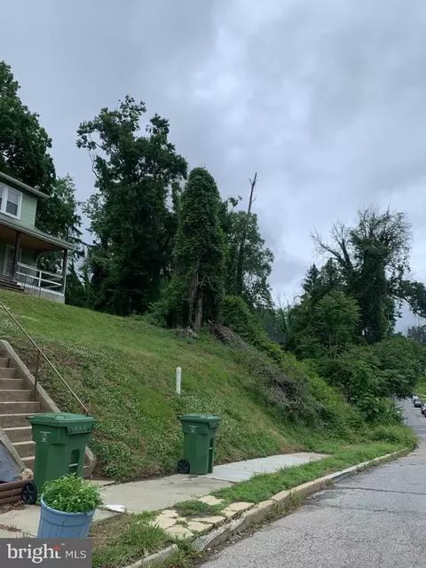 4502 Wakefield Rd, Baltimore, MD 21216