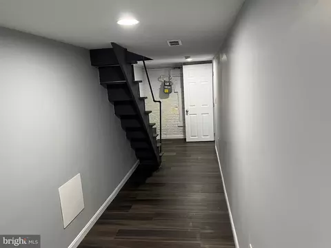 744 E 37th St, Baltimore, MD 21218 photo 34