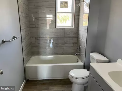 744 E 37th St, Baltimore, MD 21218 photo 23