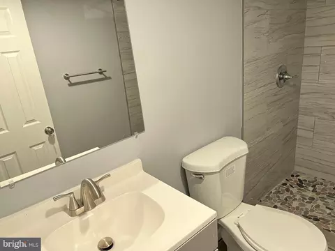 744 E 37th St, Baltimore, MD 21218 photo 31