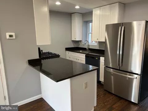 744 E 37th St, Baltimore, MD 21218 photo 9