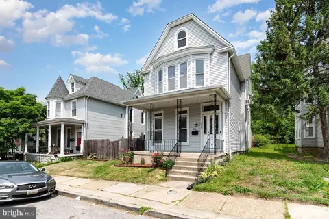 512 E 41st St, Baltimore, MD 21218 photo 2