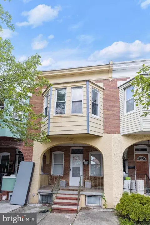 632 Ponca St, Baltimore, MD 21224 photo 2