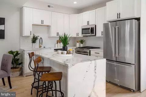 4230 Ivanhoe Ave, Baltimore, MD 21212