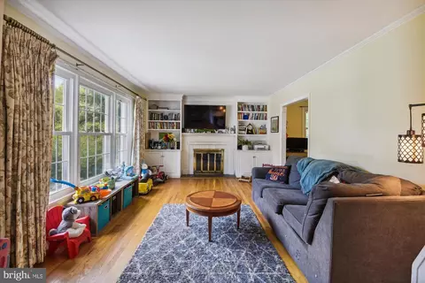 5101 Sekots, Baltimore, MD 21207