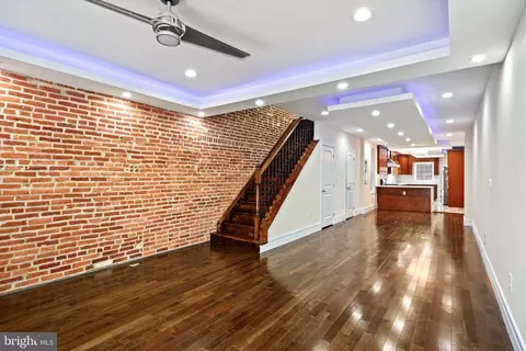 3321 E Baltimore St, Baltimore, MD 21224 photo 3