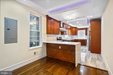 3321 E Baltimore St, Baltimore, MD 21224 photo 6