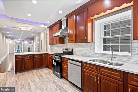 3321 E Baltimore St, Baltimore, MD 21224 photo 9