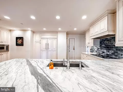 10 E Lee St #2305, Baltimore, MD 21202 photo 8