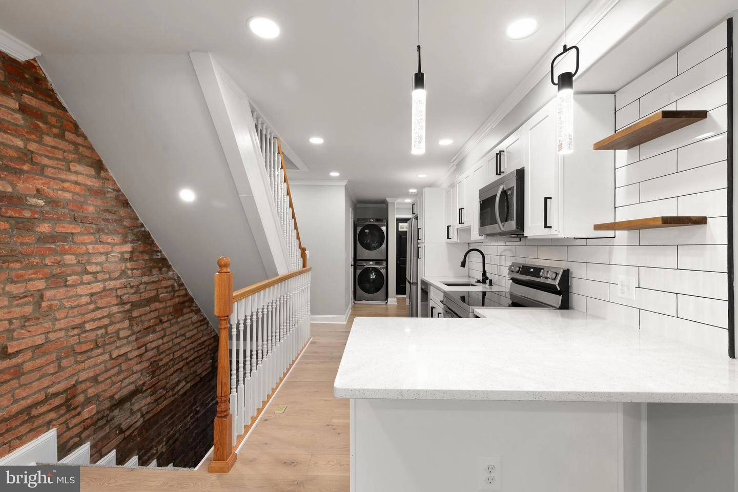 1237 W Cross St, Baltimore, MD 21230 photo 4