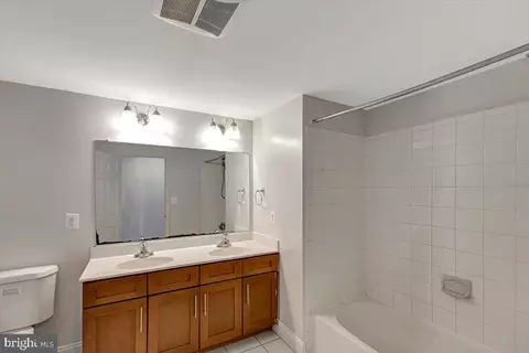 2419 E Fayette St, Baltimore, MD 21224 photo 16